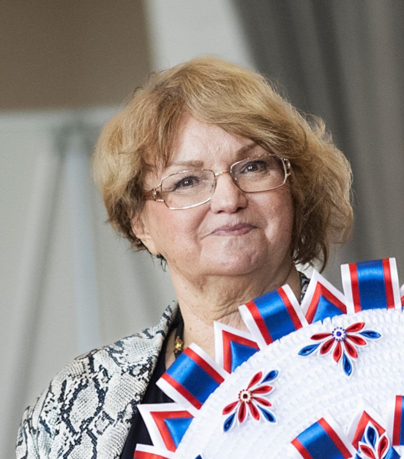 Domare Jelena Kruus, Estland
